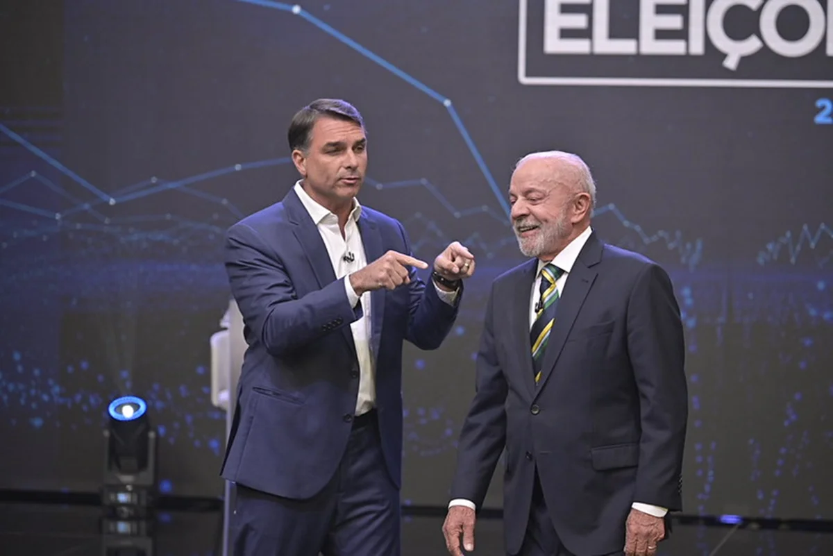 Lula usará desafio sobre sigilos como mote contra Flávio na reta final - imagem 2 Lula usará desafio sobre sigilos como mote contra Flávio na reta final - imagem 2