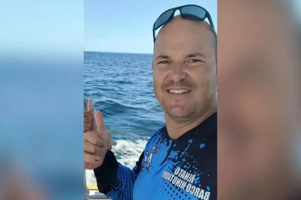 Imagem colorida mostra pescador desaparecido em Santa Catarina - Metrópoles