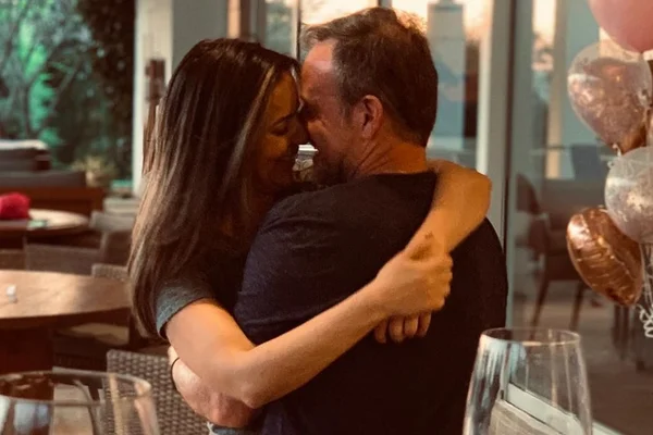 Barrichello assume namoro com Paloma Tocci: “Com você vivo o novo”