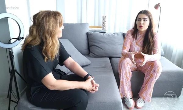 Jade Picon no Fantástico com Renata Capucci