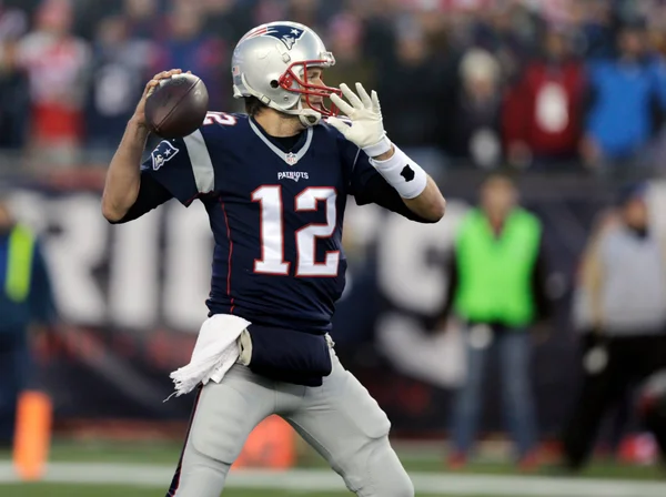 Na 52ª edição do Super Bowl, Patriots, de Tom Brady, quer o 6º caneco