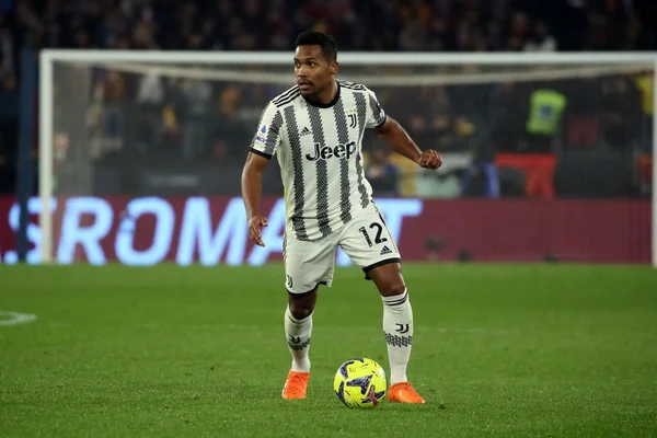 Flamengo sonda Alex Sandro, lateral da Juventus, afirma portal