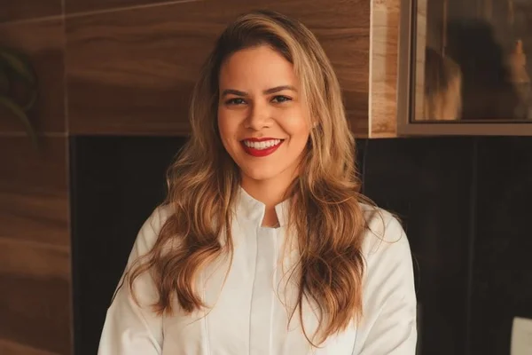 médica anestesiologista Isabela Dantas