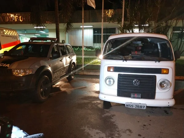 PMDF acha oficina de desmanche de carros que tinha até parede falsa