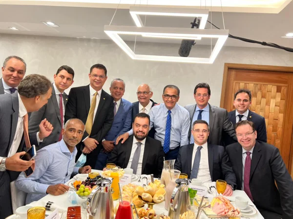 Antes de pregar em culto no Rio de Janeiro, em 9 de dezembro, André Mendonça participou de café reservado com o pastor Silas Malafaia, o governador do Rio, Cláudio Castro, deputados e desembargadores
