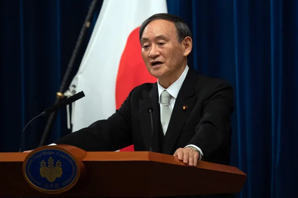 Yoshihide Suga Japão