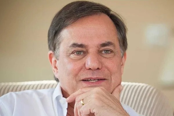 Apresentador Ronnie Von
