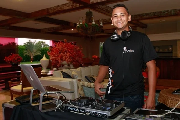 DJ Eric DJ Eric