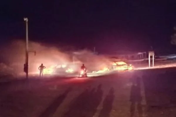Com banco destruído, moradores terão de viajar 50 km para ter serviço