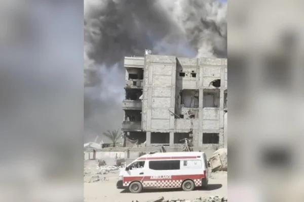 Antes de reunião entre Trump e Netanyahu, Israel bombardeia Gaza