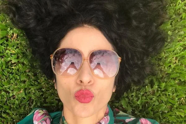 Marisa Monte é vítima de golpe na internet e conta com ajuda inesperada