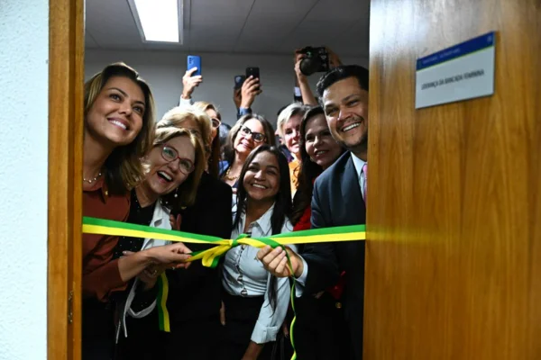 davi alcolumbre bancada feminina - Metrópoles