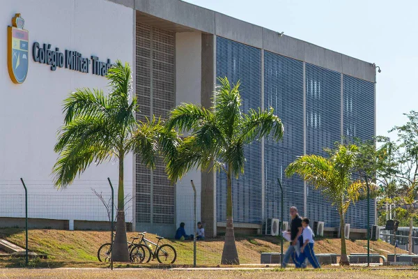Colégio Militar Tiradentes - Metrópoles