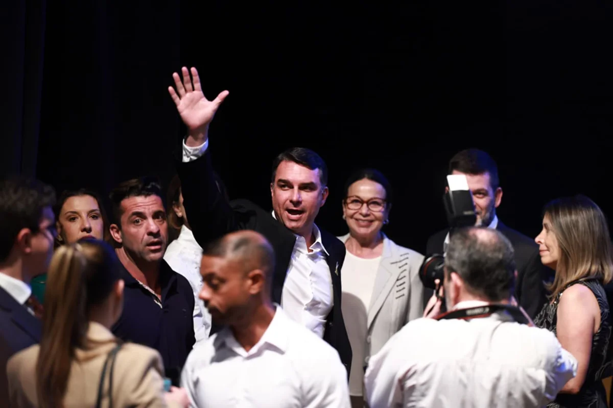 A oficialização ocorreu durante oficialização de vice, em Brasília A oficialização ocorreu durante oficialização de vice, em Brasília