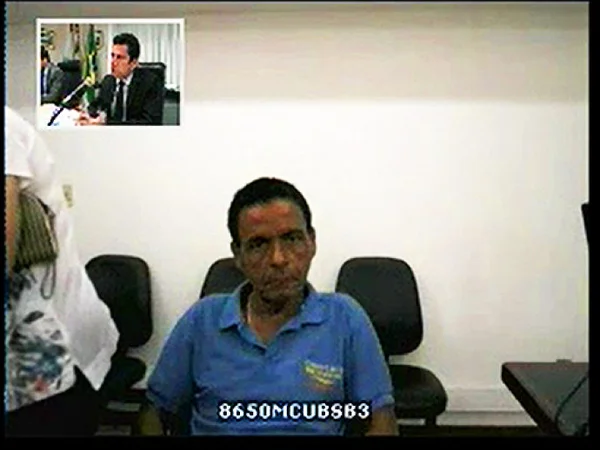 Capoteiro é chamado por engano e rouba cena em audiência da Lava Jato