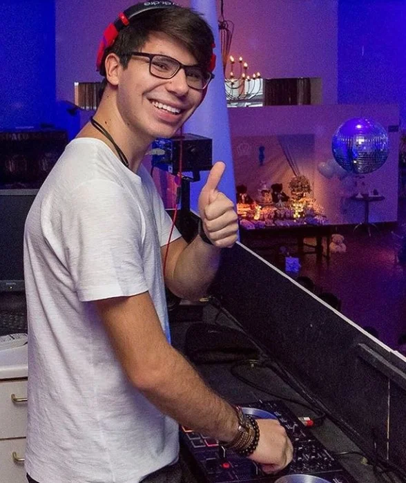 Aos 41 anos, Tici Pinheiro revela desejo de ter filho com César Tralli