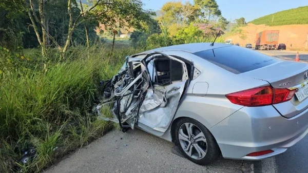 Honda City acidente morte BR-262