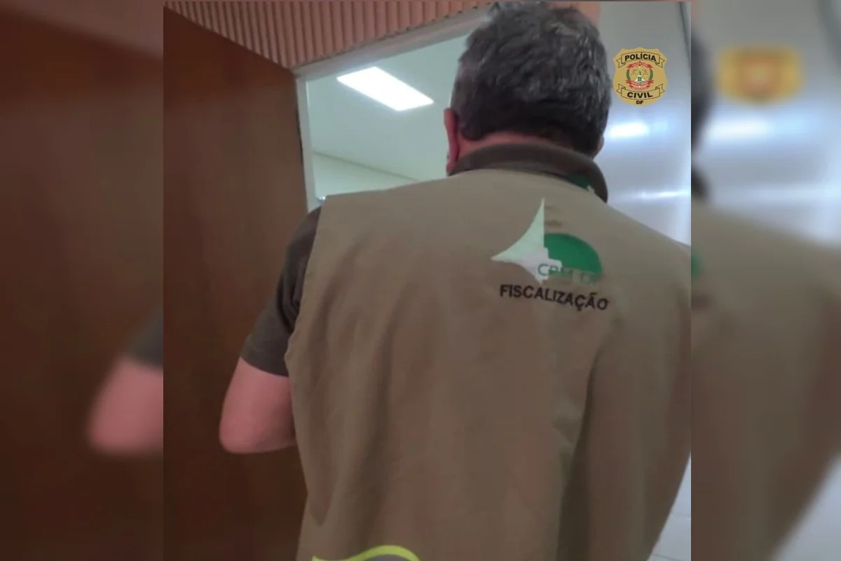 Foi instaurado um Termo Circunstanciado por Exercício ilegal da medicina, arte dentária ou farmacêutica contra uma pessoa jurídica, um homem, de 41 anos, e uma mulher, 42 Foi instaurado um Termo Circunstanciado por Exercício ilegal da medicina, arte dentária ou farmacêutica contra uma pessoa jurídica, um homem, de 41 anos, e uma mulher, 42