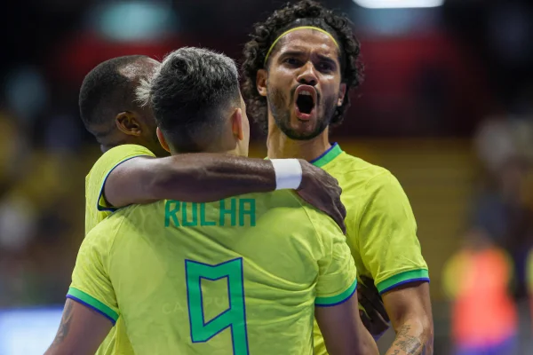 Imagem colorida da Seleção Brasileira Masculina de Futsal