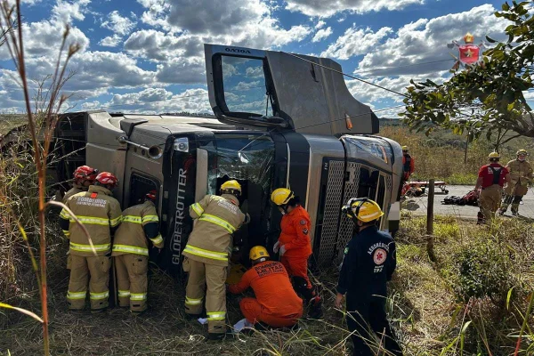 Carreta tomba DF