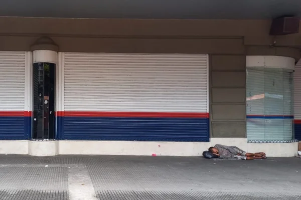 Casas Bahia deixam prédio icônico no centro de SP