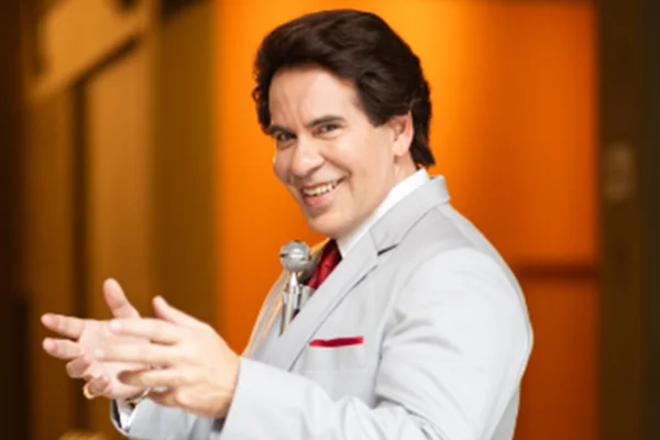 Filme Silvio Santos Vem Aí, com Leandro Hassum