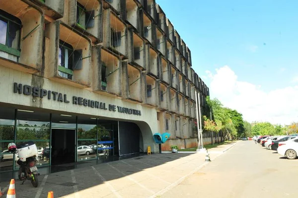 Sem pagamento, vigilantes ameaçam abandonar a segurança de seis hospitais do DF