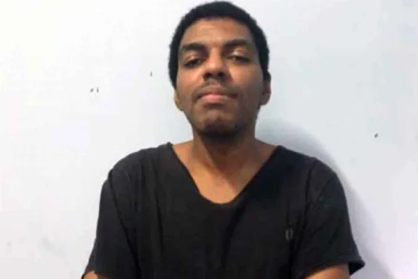 Homem é preso por usar site de 'patrocínio de mulheres' para abusar e extorquir vítimas