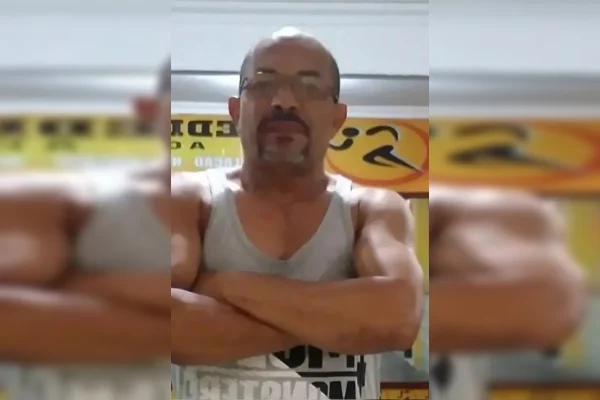 Imagem colorida de José Neilton Ferreira, professor de educação física - Metrópoles