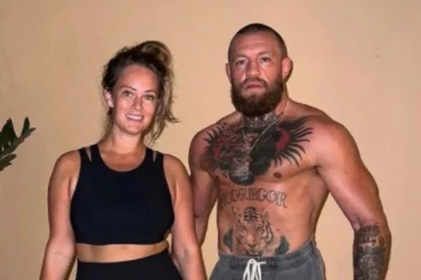 Conor McGregor e a esposa