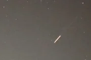 Melhor momento para visualização foi durante a madrugada Melhor momento para visualização foi durante a madrugada