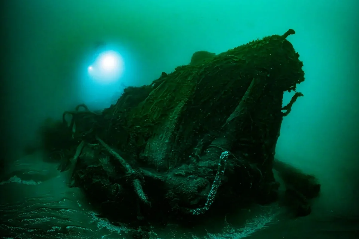 Mergulhadores do ProjectXplore localizaram o HMS Tiger após cinco anos de pesquisas em arquivos históricos Mergulhadores do ProjectXplore localizaram o HMS Tiger após cinco anos de pesquisas em arquivos históricos