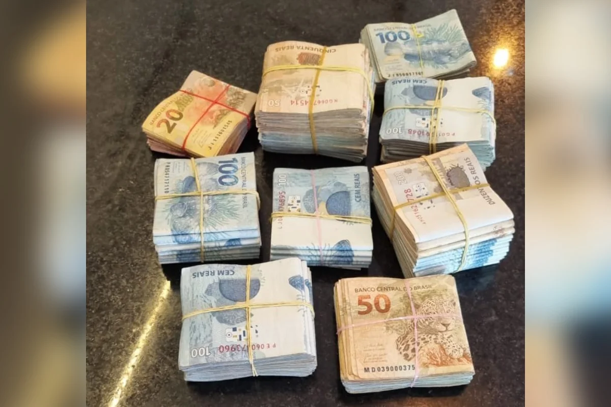 PF acha pilhas de dinheiro em ação contra venda de canetas emagrecedoras
