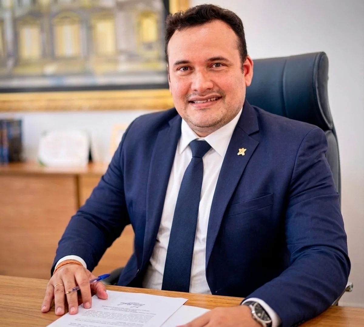 Dr. Hugo é suspeito de ter ligações com facção criminosa no AP Dr. Hugo é suspeito de ter ligações com facção criminosa no AP