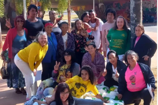 Conheça ONG brasiliense que apoia e orienta trabalhadoras do sexo