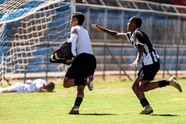 Sobradinho vence o Santa Maria e está na final do Candangão Sub-20