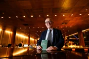 O professor de direito penal Luigi Ferrajoli, considerado pai do garantismo, apresentou seu livro 'A Constituição da Terra', em Brasília. 