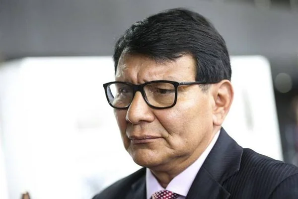 Ruralistas fazem pressão para derrubar general titular da Funai