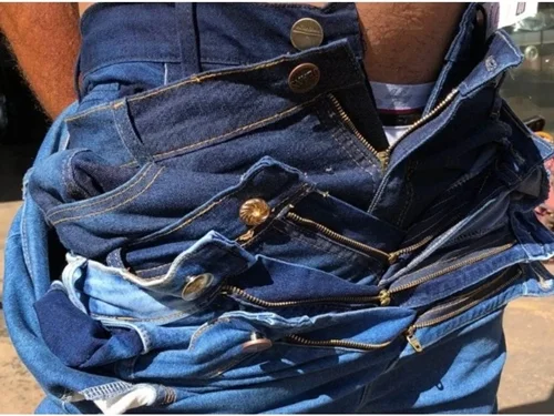 furto-lojas-de-roupas-metropoles