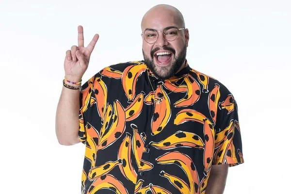 BBB22: Tiago Abravanel leva chamado da produção ao citar A Fazenda 13