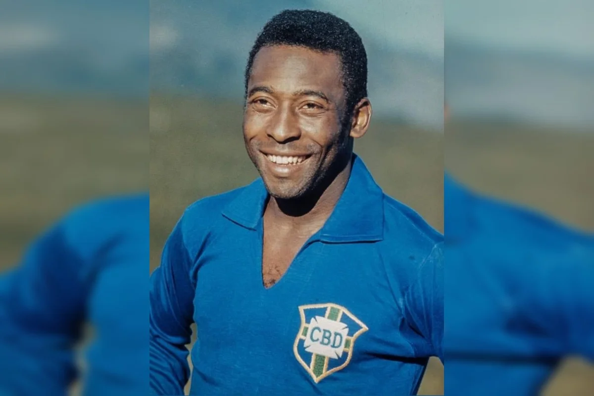 Copa: camisa de Pelé usada em 1958 é vendida por R$ 25 milhões - imagem 1 Copa: camisa de Pelé usada em 1958 é vendida por R$ 25 milhões - imagem 1