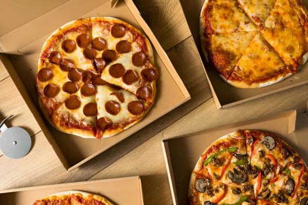 Imagem mostra pizza - Metrópoles