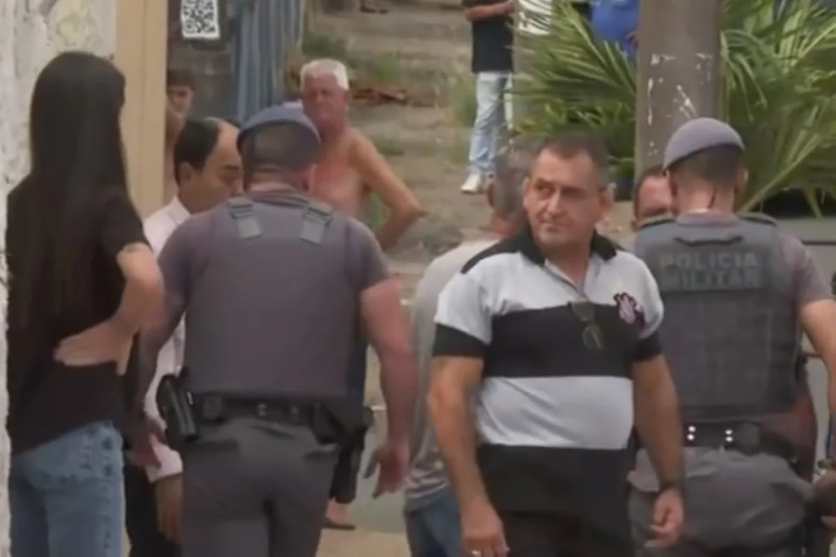 Homem estava em um uma briga Homem estava em um uma briga