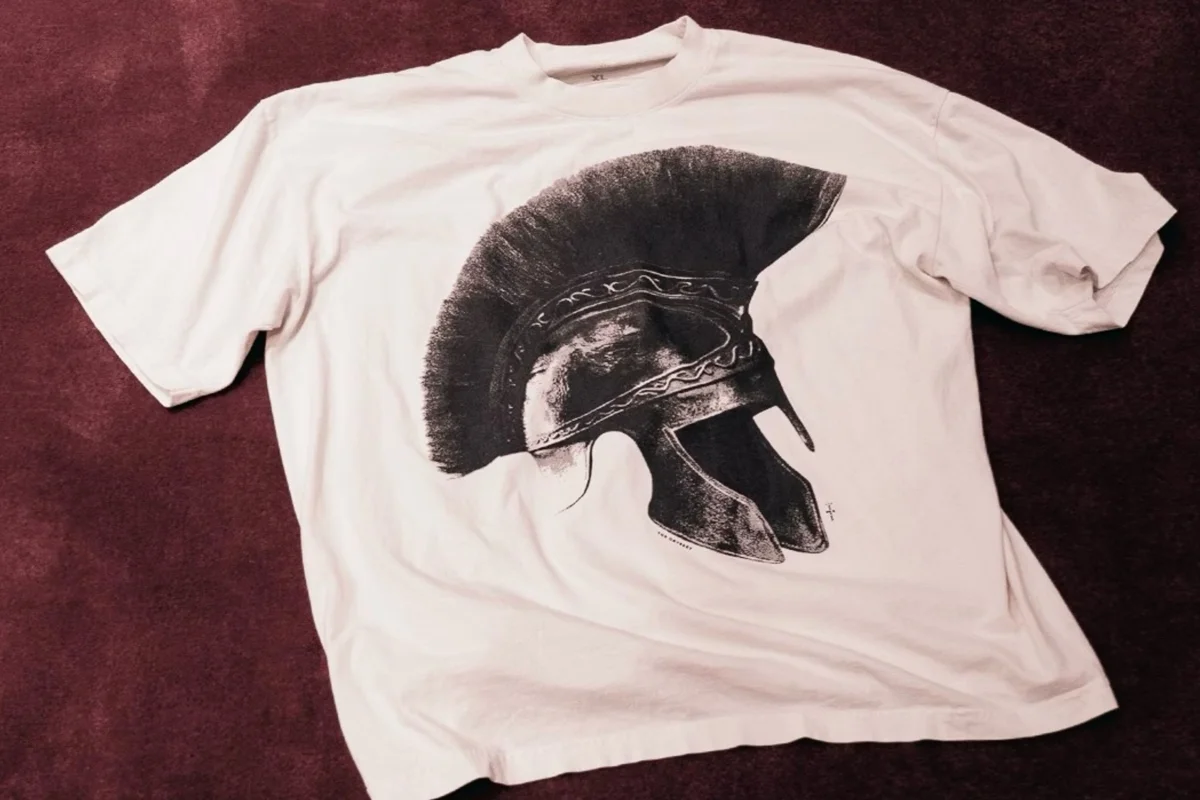 Marca de Travis Scott lança coleção-cápsula temática de A Odisseia
