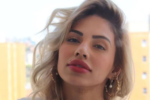 Dayanne Feitoza, de Casamento às Cegas