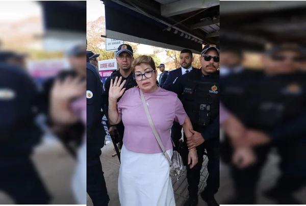 Presidente do SindSaúde é presa em manifestação em frente ao Buriti