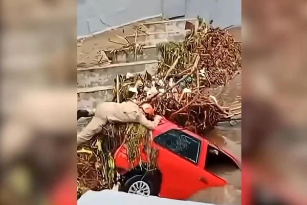 Rio: servidor é achado morto após ser levado pela chuva em Petrópolis