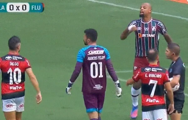 “Meu vice”, disse Felipe Melo para Diego em confusão no Fla x Flu