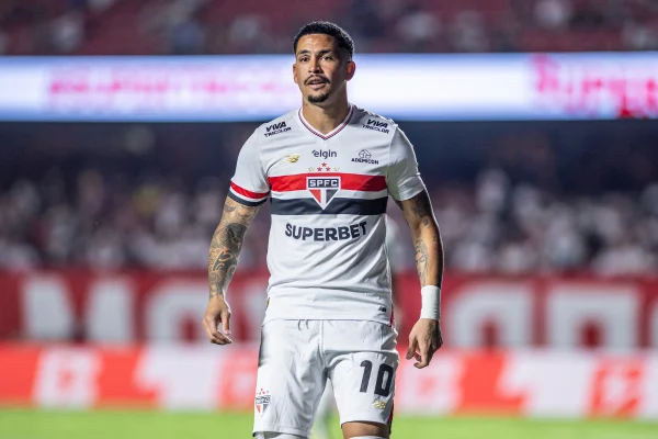 Imagem colorida de Luciano, do São Paulo