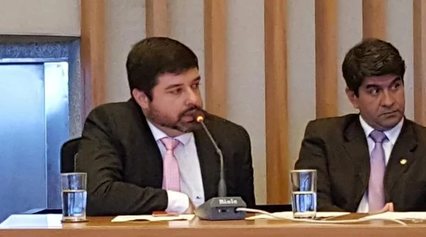 Com habeas corpus, ex-subsecretário fala pouco sobre grampos à CPI